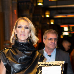 Céline Dion quitte un théâtre de Broadway à New York le 4 février 2020.