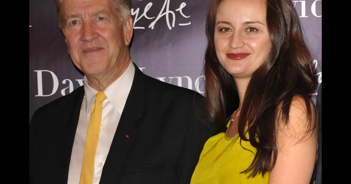 David Lynch et sa femme Emily, à l'occasion de l'inauguration de son exposition d'art aux ...