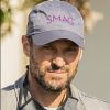 Exclusif - Brian Austin Green, avec sa casquette "Smag", fait quelques provisions dans un supermarché à Calabasas, le 18 juin 2020.
