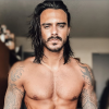 Benjamin Samat (Les Marseillais) dévoile ses abdos sur Instagram - juin 2020