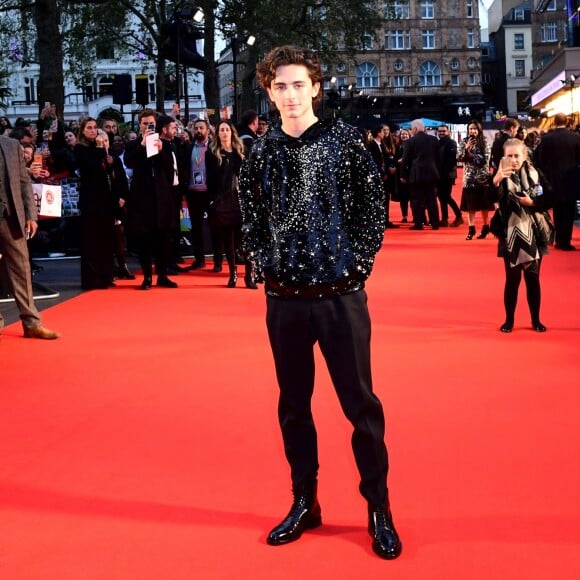 Timothée Chalamet à l'avant-première du film "Le Roi" à Londres, le 3 octobre 2019.