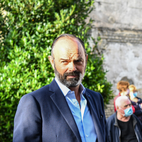Le Premier ministre Edouard Philippe se rend dans un bureau de vote pour le deuxième tour des municipales 2020 au Havre le 28 juin 2020.