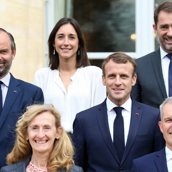 Edouard Philippe, premier ministre, Brune Poirson, secrétaire d'état auprès du ministre de la transition écologique et solidaire, Christophe Castaner, ministre de l'Intérieur, le président Emmanuel Macron, Nicole Belloubet, ministre de la justice et garde des sceaux, François de Rugy, ministre de la transition écologique et solidaire lors de la photo de famille du gouvernement Philippe III au palais de l'Elysée à Paris le 17 octobre 2018. © Stéphane Lemouton / Bestimage