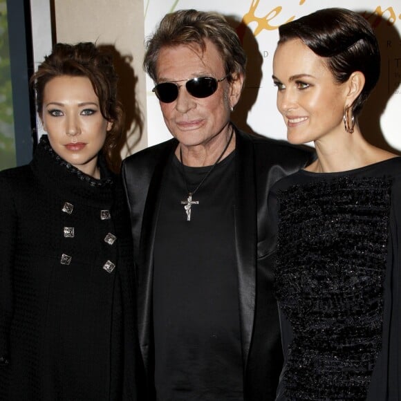 Exclusif - Laura Smet, Johnny Hallyday et Laeticia Hallyday - Vente aux enchères des poupées "Frimousses des créateurs" au profit de l'Unicef à l'hôtel des ventes Drouot, à Paris, le 13 décembre 2011.