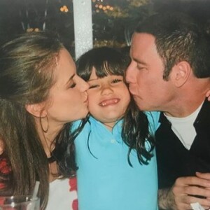 John Travolta, Kelly Preston et leur fille Ella sur Instagram. Souvenir partagé le 15 février 2020.