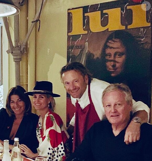 Laeticia Hallyday a retrouvé son père André Boudou au cours d'un repas au restaurant "Coquillages&Crustacés" à Sète. Juillet 2020.