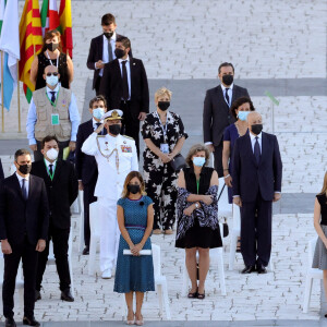 Pedro Sanchez, le roi Felipe VI, la reine Letizia et leurs filles la princesse Leonor et la princesse Sofia d'Espagne - La famille royale d'Espagne lors de la commémoration en hommage aux victimes du Coronavirus (COVID-19) à Madrid. Le 16 juillet 2020