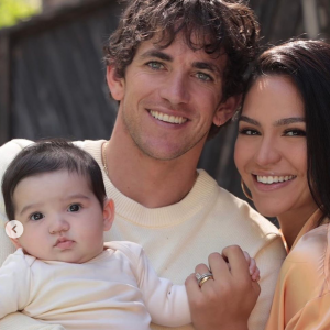 Cassie, son mari Alex Fine et leur fille Frankie. Juin 2020.