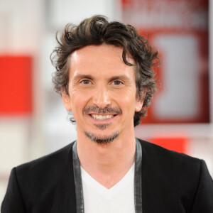 Arnaud Tsamere - Enregistrement de l'émission "Vivement Dimanche" présentée par M.Drucker et diffusée le 26 juillet 2020 sur France 2. Le 6 juillet 2020 © Guillaume Gaffiot / Bestimage