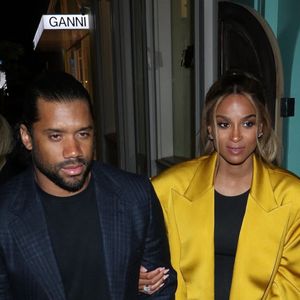 Russell Wilson et sa femme Ciara enceinte de son 3ème enfant sont allés diner en amoureux au restaurant Olivetta dans le quartier de West Hollywood à Los Angeles, le 8 février 2020