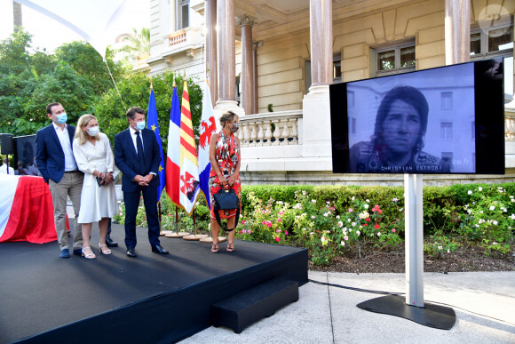 Christian Estrosi, le maire de Nice, et sa femme Laura Tenoudji Estrosi durant la remise de la moto Pernod 250 GP compétitions 1981-1984 à Christian Estrosi au Musée du Sport. C'est sur cette moto que le maire a concouru entre 1981 et 1984. © Bruno Bebert / Bestimage