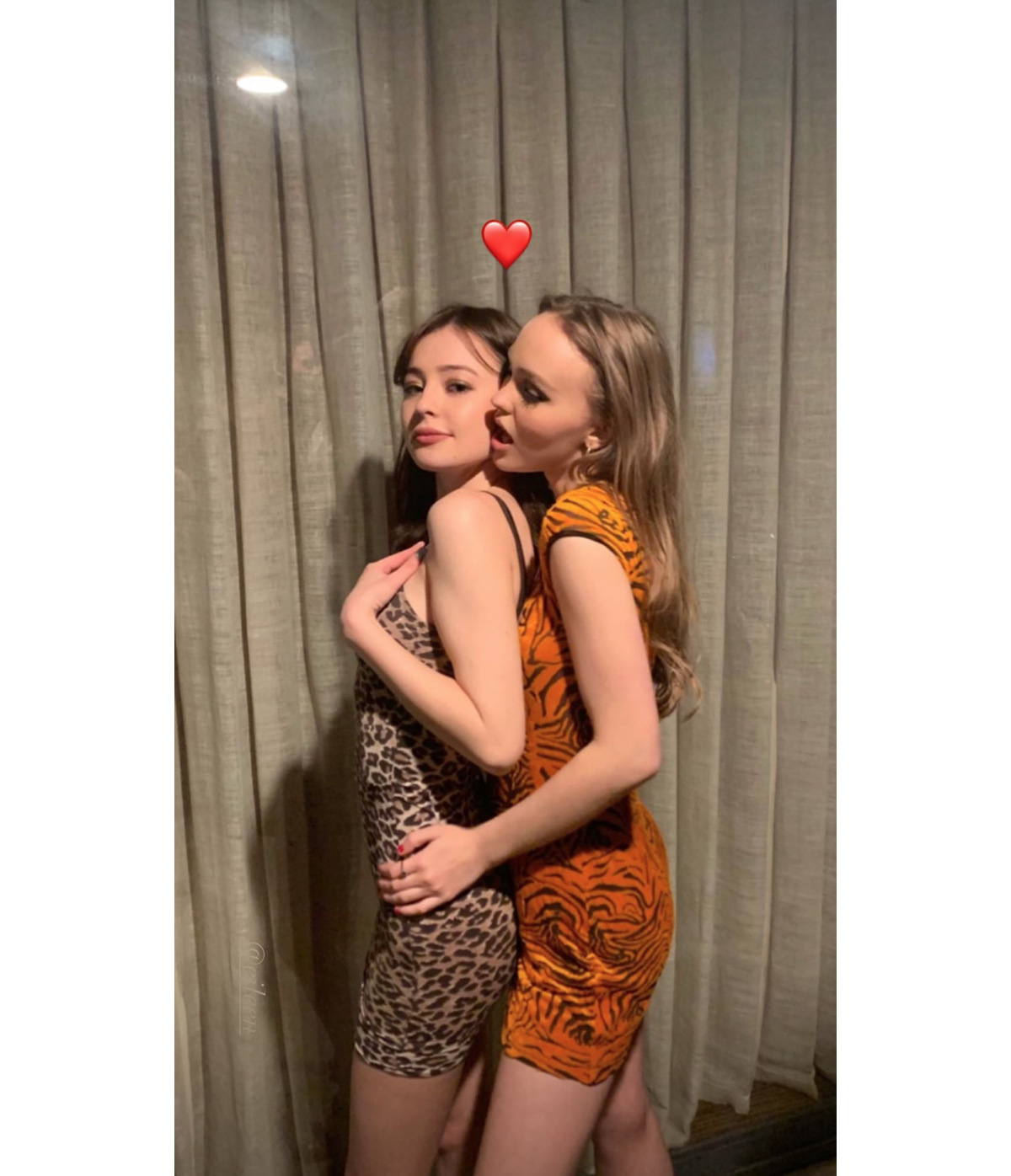 Photo LilyRose Depp souhaite un joyeux anniversaire à son amie