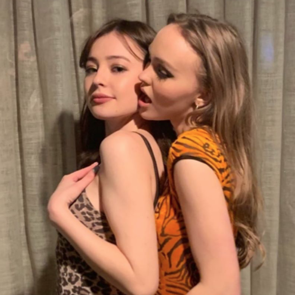 Lily-Rose Depp souhaite un joyeux anniversaire à son amie Eileen Kelly dans sa story Instagram du samedi 8 août 2020.