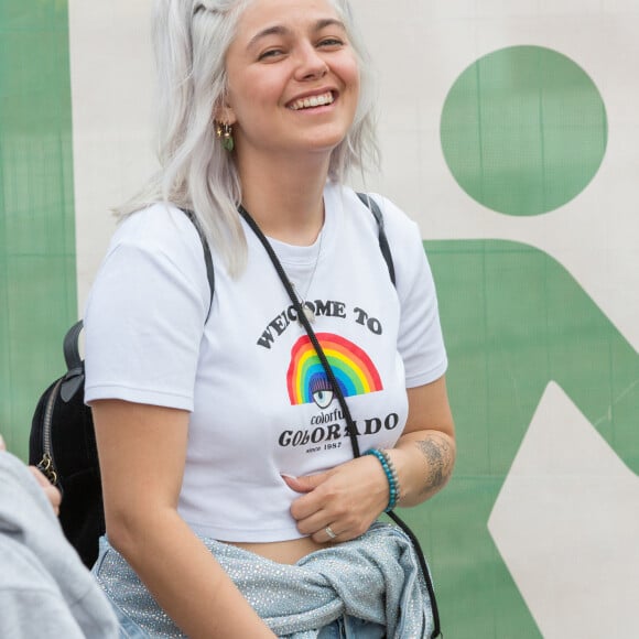 Louane est venue assister au concert de son amie Angèle pendant le Main Square Festival à Arras en France, le 4 juillet 2019.