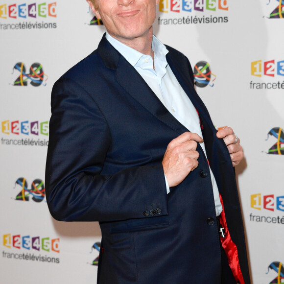 Christophe Hondelatte au photocall de France Télévisions, pour la présentation de la nouvelle dynamique 2016-2017, à Paris, le 29 juin 2016. © Guirec Coadic/Bestimage