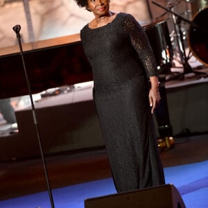 Exclusif - Liz McComb, chanteuse, compositrice et pianiste américaine de gospel et de spirituals, durant le premier jour d'enregistrement de l'émission de télévision "Nice Jazz Festival" au Théâtre de Verdure à Nice, le 24 juillet 2020. Ce programme musical présenté par C.Moses et A. Manoukian, sera diffusé en prime time sur France 3 le 21 Août 2020. © Bruno Bebert/Bestimage  Exclusive - For Germany call for price - First day of rehearsals for the television show "Nice Jazz Festival" at the Théâtre de Verdure in Nice on July 24, 2020. This musical program presented by C. Moses and A. Manoukian, will be broadcast in prime time on France 3 at the end of August. 