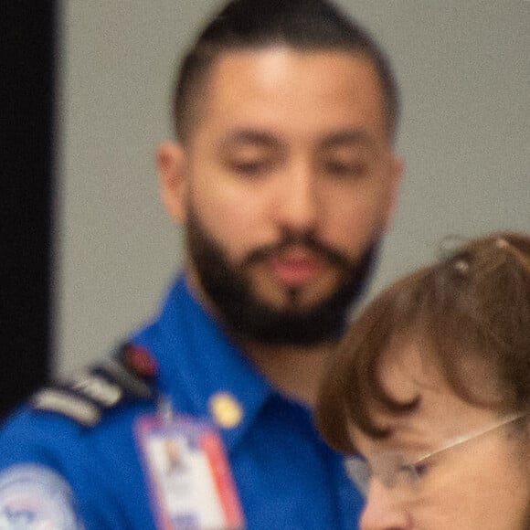 Exclusif - La chanteuse Adele arrive à l'aéroport JFK de New York City, New York, Etats-Unis, le 2 avril 2019.