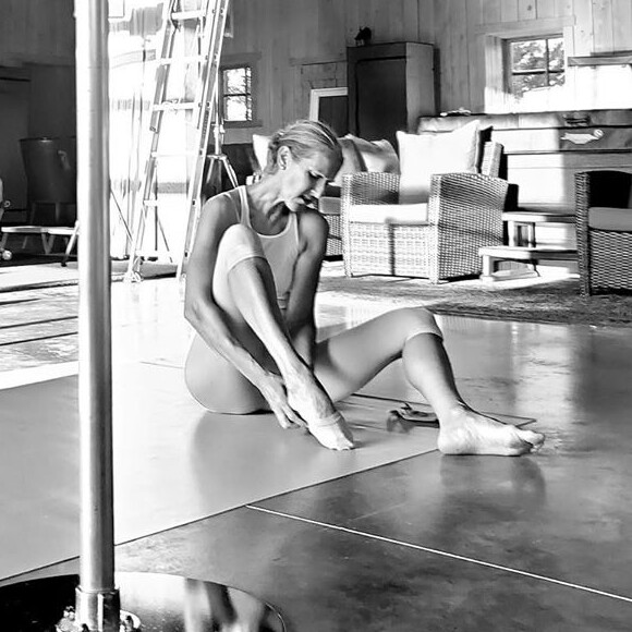 Céline Dion a partagé cette photo d'elle, s'exerçant, sur Instagram. Août 2020.