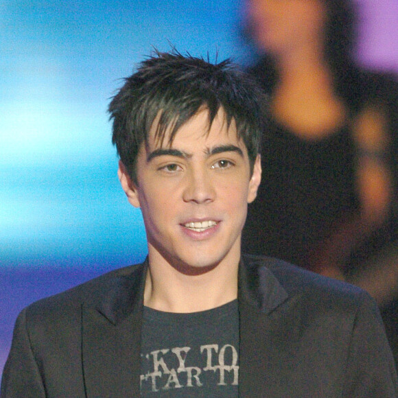 Grégory Lemarchal lors de l'élection Miss Europe 2005, au Palais des sports de Paris le 13 mars 2005.