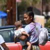 Exclusif - Christina Milian passe du bon temps avec ses enfants, son fils Isaiah et sa fille Violet, alors qu'elle rend visite à sa mère, à Studio City, Los Angeles, Californie, Etats-Unis, le 5 septembre 2020.