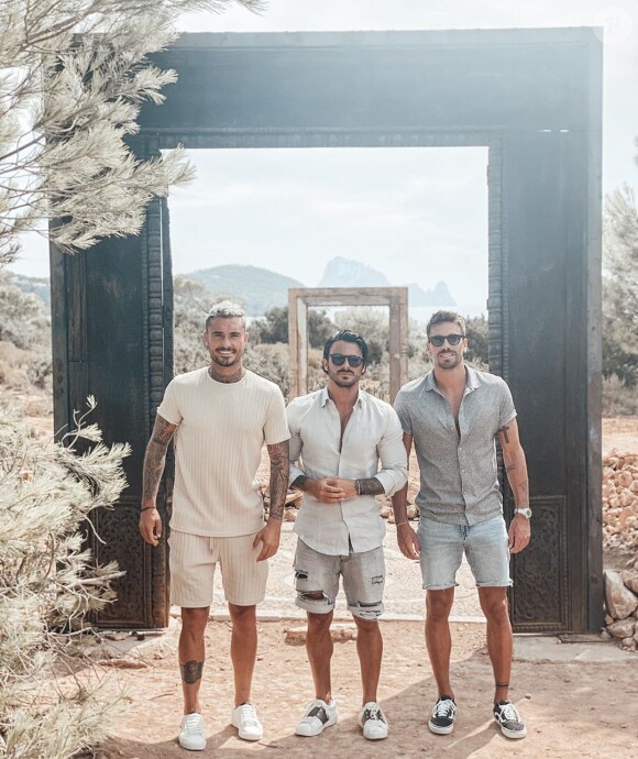 Nicolas Ferrero avec Benjamin Samat et un ami à Ibiza, le 30 août 2020