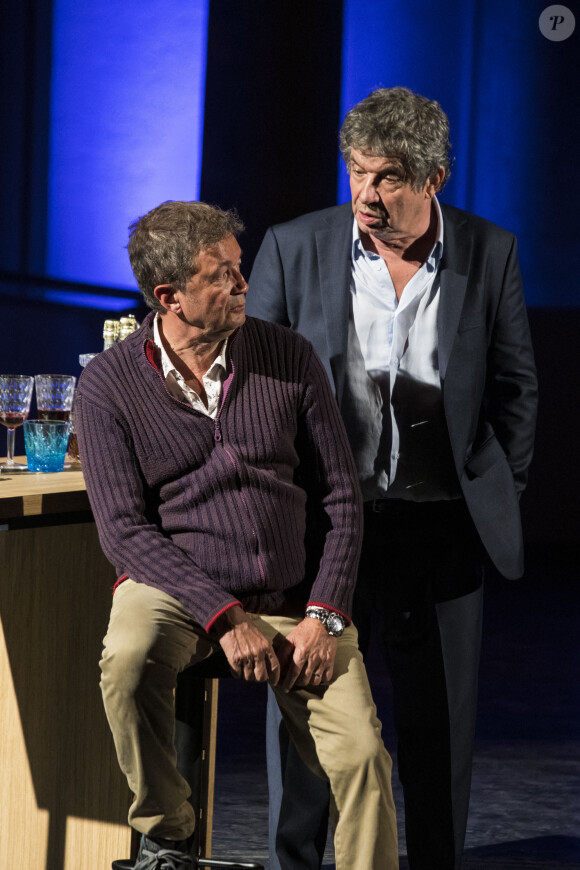 Exclusif - Frédéric Bouraly, Lionnel Astier - Pièce "Le muguet de Noël" sur la scène du théâtre de Verdure lors de la 36ème édition du Festival de Ramatuelle. Le 5 août 2020 © Cyril Bruneau / Festival de Ramatuelle / Bestimage 