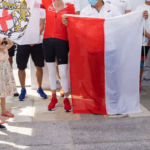 La famille princière de Monaco au départ de la 3ème édition de la course "The Crossing : Calvi-Monaco Water Bike Challenge". Ce défi caritatif organisé par la Fondation Princesse Charlène se déroule les 12 et 13 septembre. Deux équipes de quatre athlètes, parmi lesquels la Princesse et son frère Gareth Wittstock, secrétaire général de la fondation, vont se relayer en water bike durant 24h pour relier les 180km qui séparent Calvi de Monaco. Calvi, le 12 septembre 2020. © Olivier Huitel/Pool Monaco/Bestimage