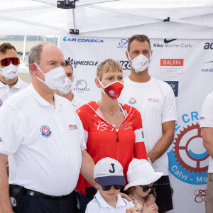 La famille princière de Monaco au départ de la 3ème édition de la course "The Crossing : Calvi-Monaco Water Bike Challenge". Ce défi caritatif organisé par la Fondation Princesse Charlène se déroule les 12 et 13 septembre. Deux équipes de quatre athlètes, parmi lesquels la Princesse et son frère Gareth Wittstock, secrétaire général de la fondation, vont se relayer en water bike durant 24h pour relier les 180km qui séparent Calvi de Monaco. Calvi, le 12 septembre 2020. © Olivier Huitel/Pool Monaco/Bestimage