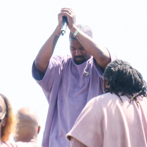 Kanye West au concert "Sunday Service" lors du festival Coachella. Indio, le 21 avril 2019.