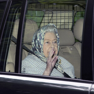 La reine Elisabeth II d'Angleterre et Le prince Philip, duc d'Edimbourg arrivent au château de Balmoral pour y passer quelques jours de vacances le 8 aout 2020.  8 August 2020.