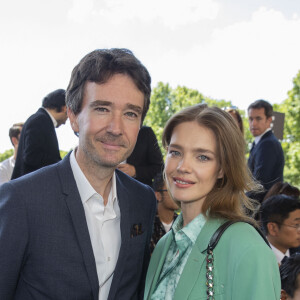 Antoine Arnault et sa compagne Natalia Vodianova - People au défilé de mode Hommes printemps-été 2020 "Berluti" à Paris. Le 21 juin 2019 © Olivier Borde / Bestimage 