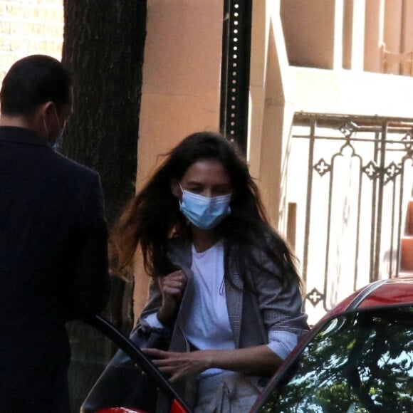 Katie Holmes en sortie avec son compagnon Emilio Vitolo Jr. à New York pendant l'épidémie de coronavirus (Covid-19), le 21 septembre 2020 