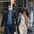 Katie Holmes en sortie avec son compagnon Emilio Vitolo Jr. à New York pendant l'épidémie de coronavirus (Covid-19), le 21 septembre 2020   