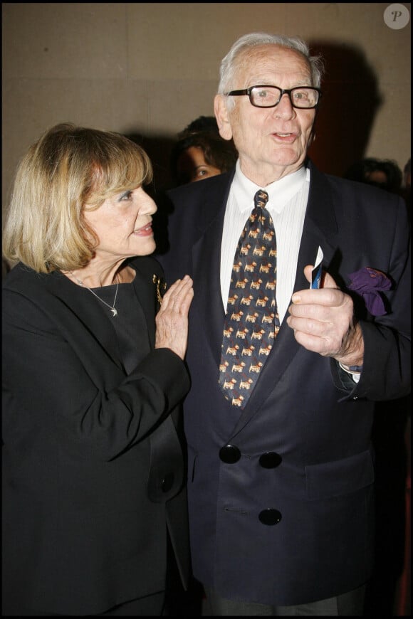 Pierre Cardin et Jeanne Moreau à Paris le 6 février 2008.