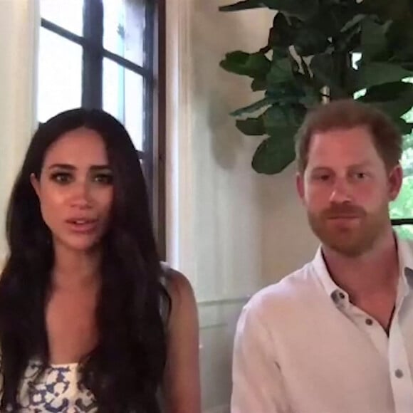 Le prince Harry, duc de Sussex, et Meghan Markle, duchesse de Sussex, abordent le rôle des réseaux sociaux et vantent le travail de l'association "Queen's Commonwealth Trust". 2020.