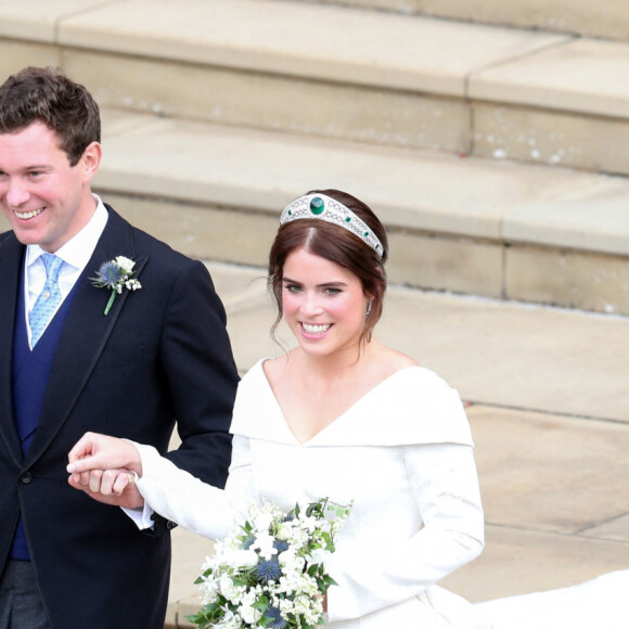 La princesse Eugenie d'York et son mari Jack Brooksbank - Sorties après la cérémonie de mariage de la princesse Eugenie d'York et Jack Brooksbank en la chapelle Saint-George au château de Windsor le 12 octobre 2018. 