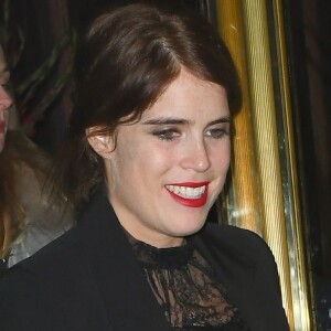 La princesse Eugenie d'York, récemment mariée à Mr Jack Broosbank, quitte la soirée privée Casamigos le jour de la fête d'Halloween à Londres le 2 novembre 2018. 