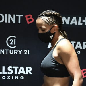 Estelle Yoka Mossely lors de la conférence de presse à la veille des combats "La Conquête – Tony Yoka Vs Johann Duhaupas" et Estelle Yoka-Mossely vs Aurélie Froment à Paris La Défense Arena. Nanterre, le 24 septembre 2020. © JB Autissier / Panoramic / Bestimage