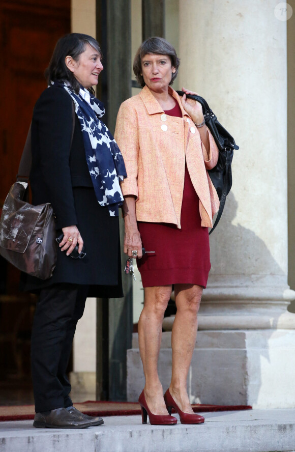 Véronique Cayla - Cérémonie de remise des insignes de Grand Officier de la Légion d'Honneur à Gilles Jacob par François Hollande au Palais de l'Elysée le 9 octobre 2014. 
