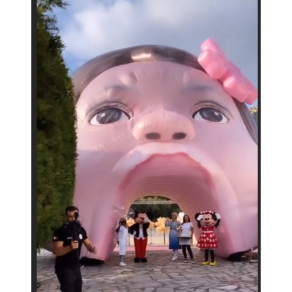 Carla Moreau et Kevin Guedj fêtent le premier anniversaire de leur fille Ruby et ont imaginé Ruby Land - 1er octobre 2020, Instagram