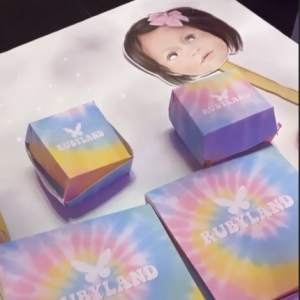 Carla Moreau et Kevin Guedj fêtent le premier anniversaire de leur fille Ruby et ont imaginé Ruby Land - 1er octobre 2020, Instagram