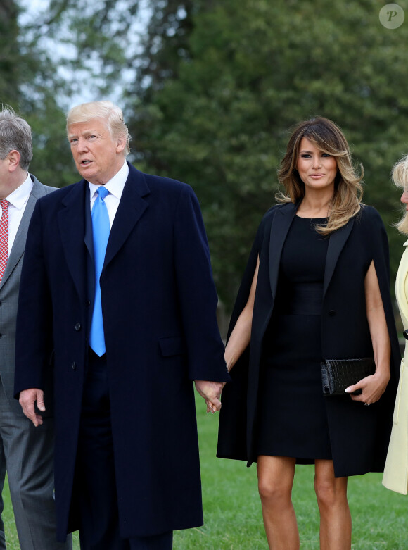 Le président américain Donald Trump et sa femme la Première Dame Melania Trump - Les couples présidentiels français et américains arrivent à Mount Vernon à bord de l'hélicoptaire présidentiel Marine One, à Mount Vernon, Virginie, Etats-Unis, le 23 avril 2018. Mount Vernon était la résidence de George Washington, premier président des États-Unis. © Dominique Jacovides/Bestimage 