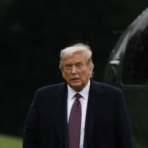 Le président américain Donald J.Trump arrive à la Maison Blanche à son retour de Bedminster, à Washington, The District, Etats-Unis, le 1er octobre 2020. Le président des Etats-Unis a été testé positif au Coronavirus (Covid-19). 
