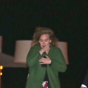La chanteuse Adèle quitte le restaurant Nobu à Malibu le 10 février 2016. © CPA/Bestimage