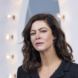 Anna Mouglalis - Photocall du défilé de mode prêt-à-porter printemps-été 2021 "Chanel" au Grand Palais à Paris. Le 6 octobre 2020. © Olivier Borde / Bestimage