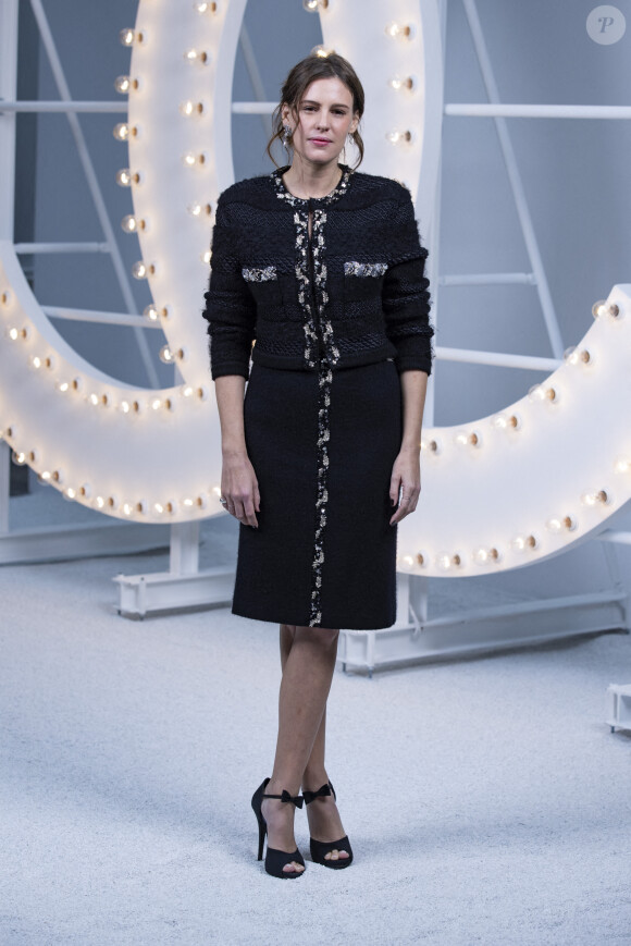 Juliette Dol (Juliette Maillot) - Photocall du défilé de mode prêt-à-porter printemps-été 2021 "Chanel" au Grand Palais à Paris. Le 6 octobre 2020. © Olivier Borde / Bestimage