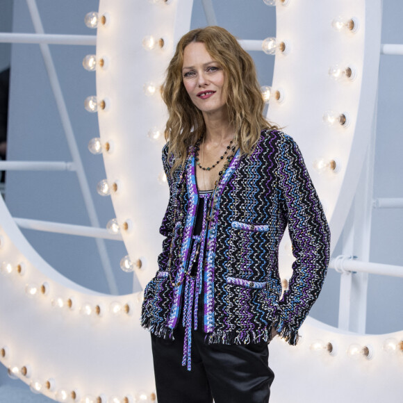 Vanessa Paradis - Photocall du défilé de mode prêt-à-porter printemps-été 2021 "Chanel" au Grand Palais à Paris. Le 6 octobre 2020. © Olivier Borde / Bestimage