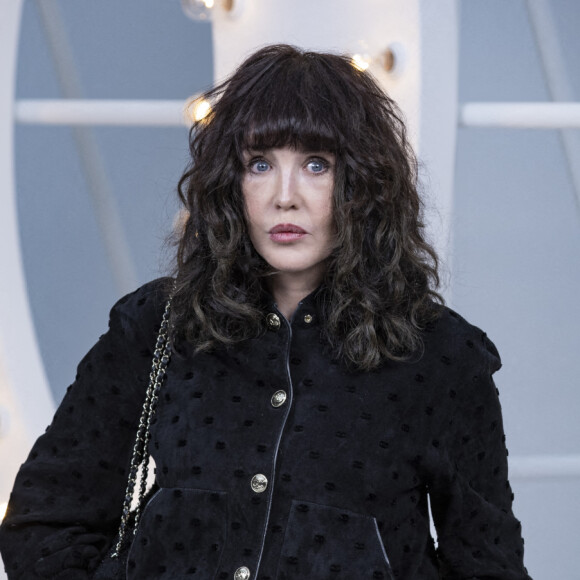 Isabelle Adjani - Photocall du défilé de mode prêt-à-porter printemps-été 2021 "Chanel" au Grand Palais à Paris. Le 6 octobre 2020. © Olivier Borde / Bestimage