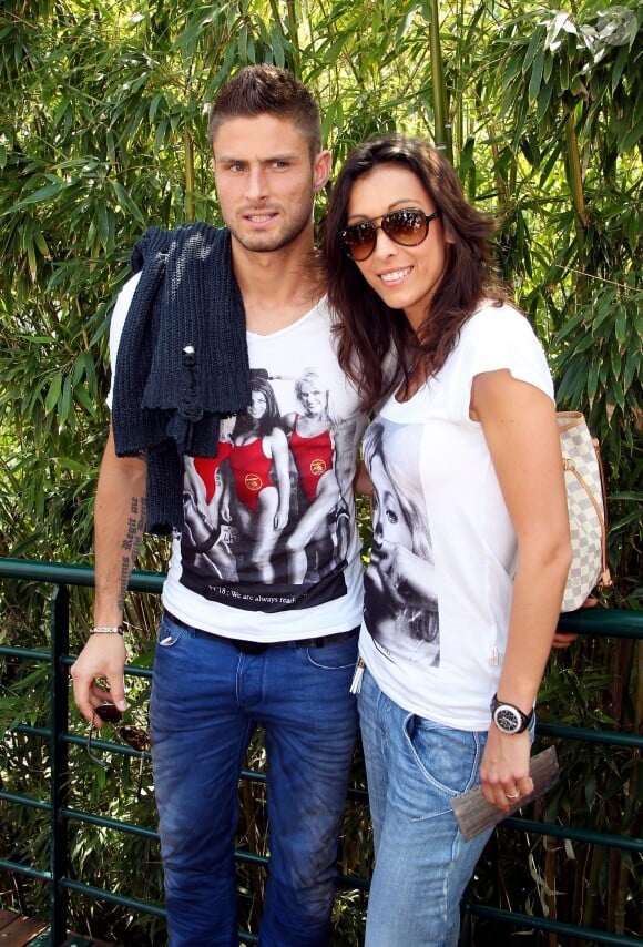 Olivier Giroud et son épouse Jennifer à Roland-Garros, le 2 juin 2012