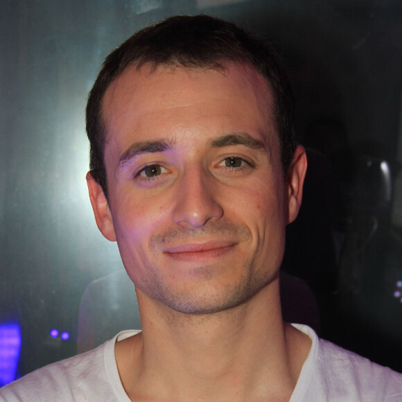 Info - Hugo Clément arrêté pendant un reportage en Australie - Exclusif - Hugo Clément lors de l'émission "Le Show de Luxe" sur la Radio Voltage à Paris. Le 6 mars 2019 © Philippe Baldini / Bestimage